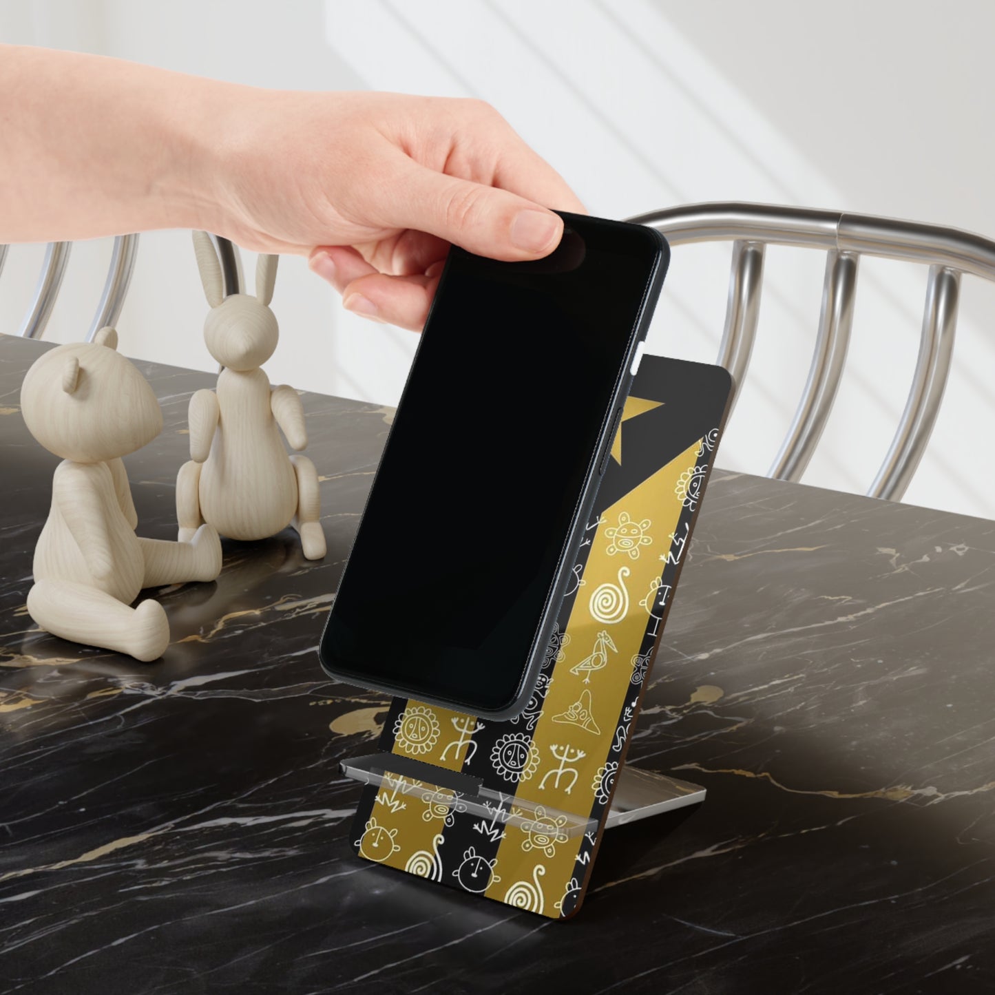 Mobile Display Stand for Smartphones